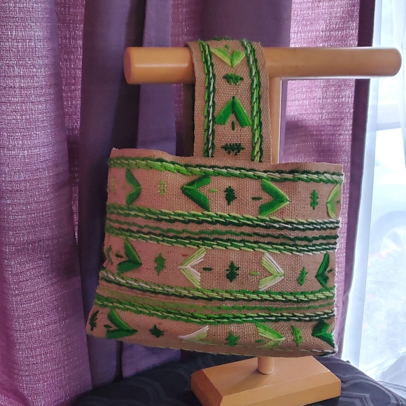 Handbags - Vintage Embroidered Burlap Handbags
